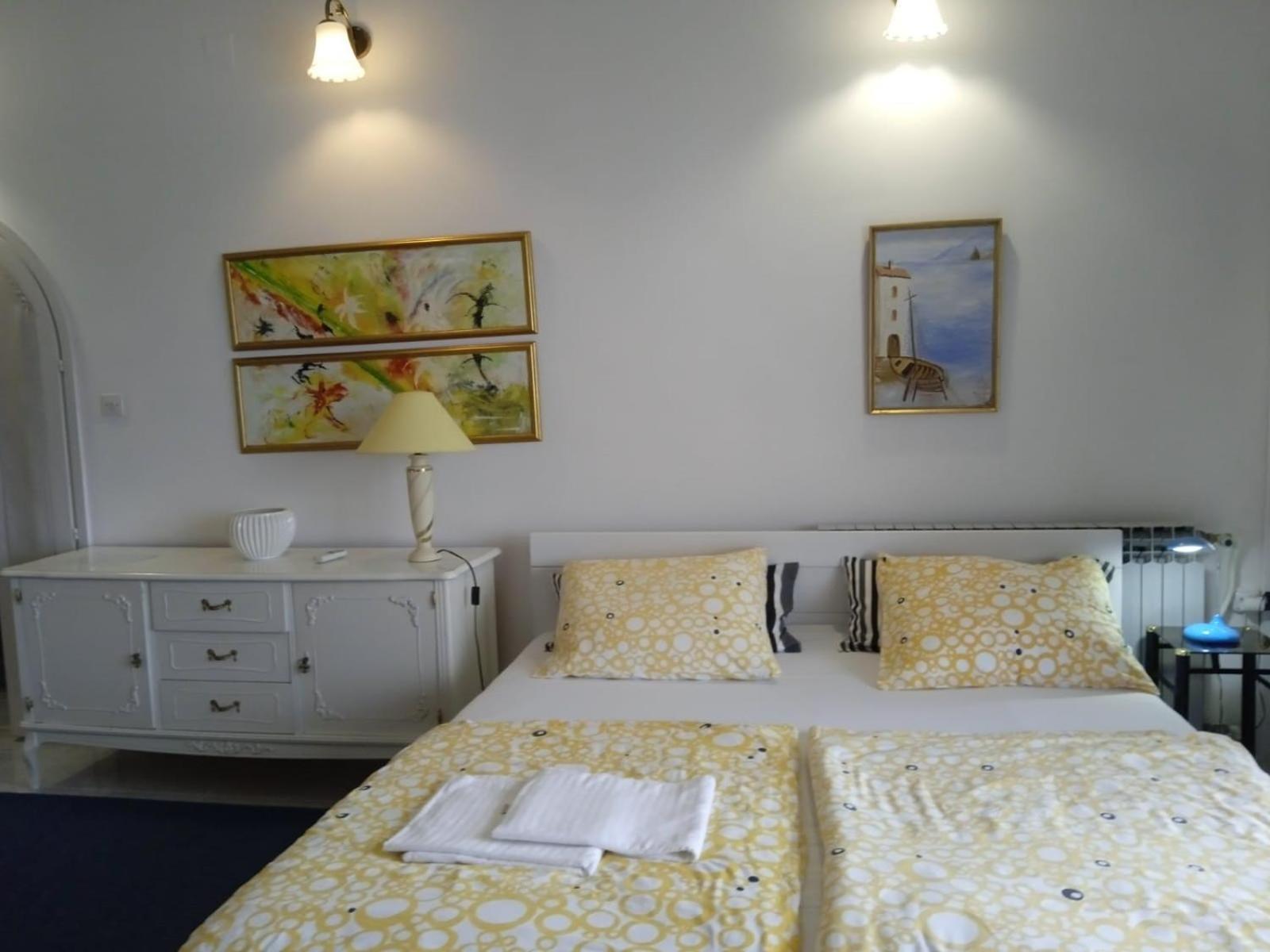 Villa Spanja Vodice Luaran gambar