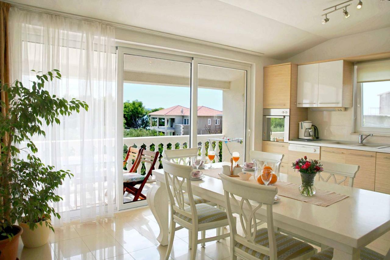 Villa Spanja Vodice Luaran gambar